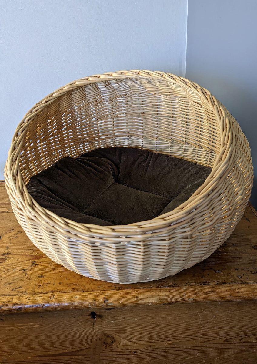 Wicker Lounger Cat Basket Luxury Cat Basket TT Luxury Cat Towers